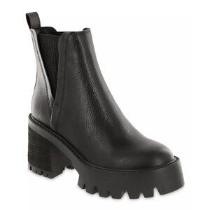99$ MIA Rusty Pull-On Lug Sole Chelsea Boots Cushioned Footbed Size 7.5 Black
